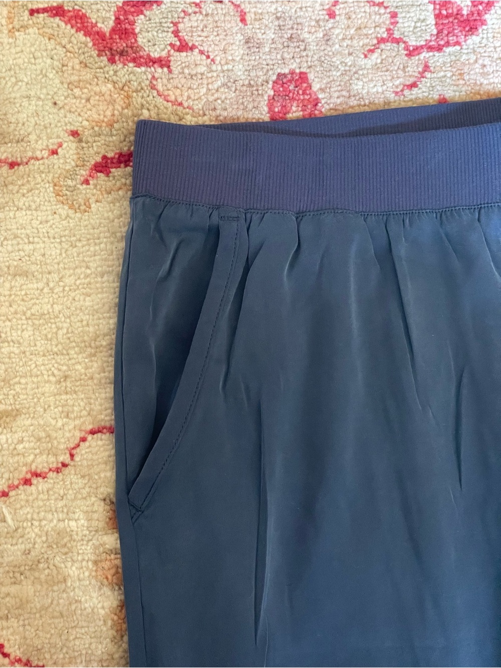 Women’s Silk Lounge Pants Haven NWT Size Medium W/ Pockets Elastic Waist - Picture 4 of 6